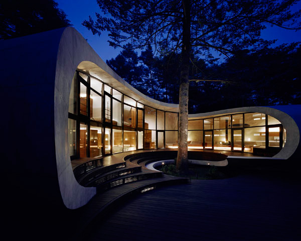 shell_house_night